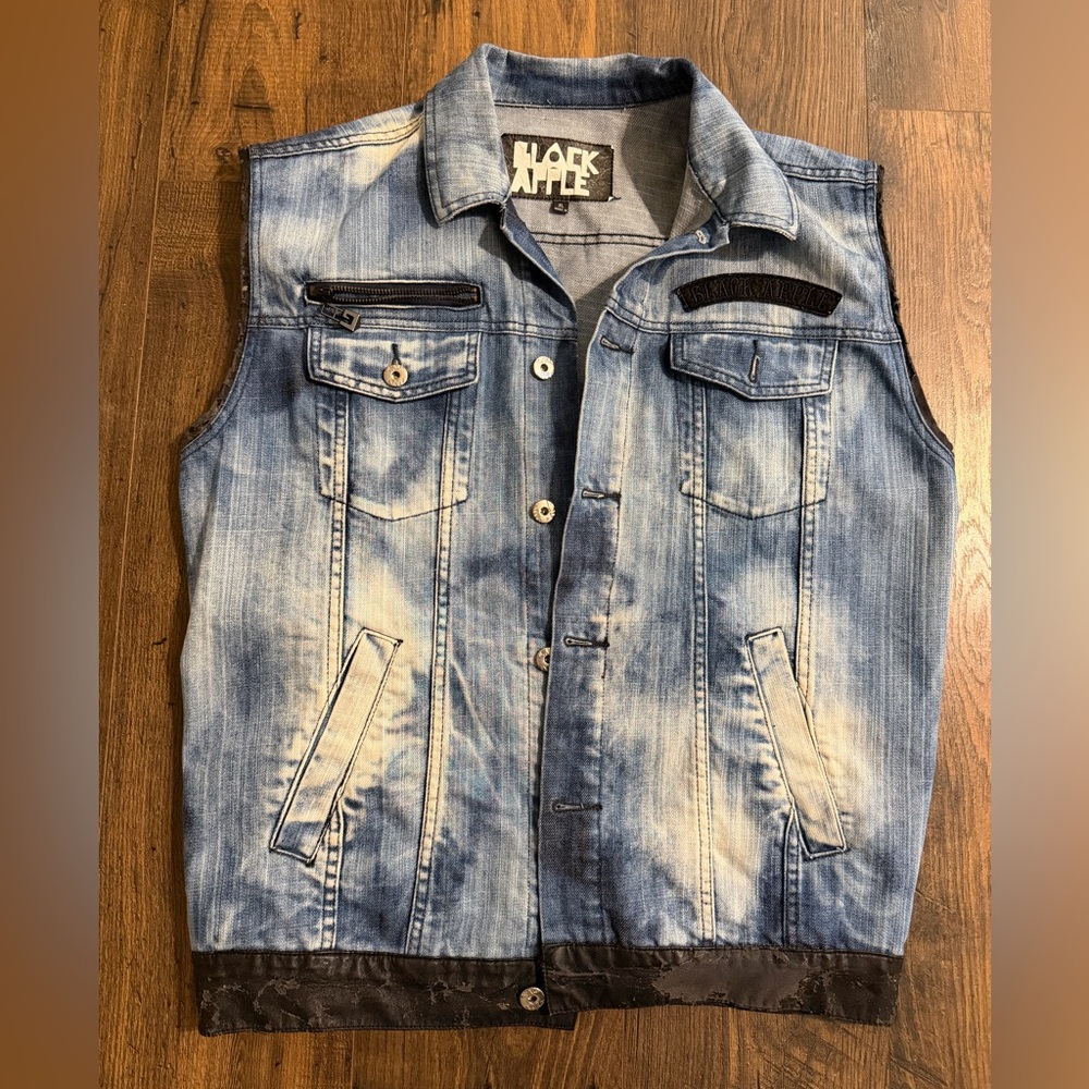 Black Apple Denim Vest Men X-Large XL Trucker Biker Outdoors Jacket 80’s Look